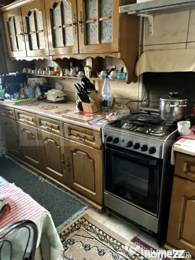 Casa P+E, 110 mp utili pe 357 mp teren, stradal, vad si flux - Craiova (Dolj)
