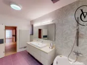 Vila unica în Statiunea Mamaia- vedere la mare și lac 