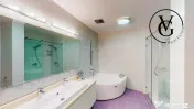 Vila unica în Statiunea Mamaia - vedere la mare și lac 
