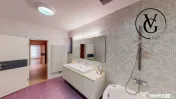 Vila unica în Statiunea Mamaia - vedere la mare și lac 