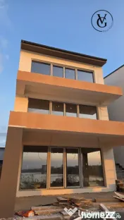 Vila premium | frontal la lac | Ovidiu Sud 