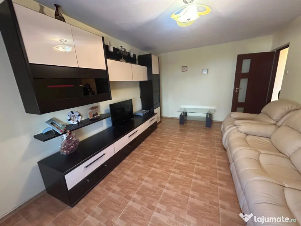Apartament 3 camere Buzaului, suprafata 66mp, etaj 2