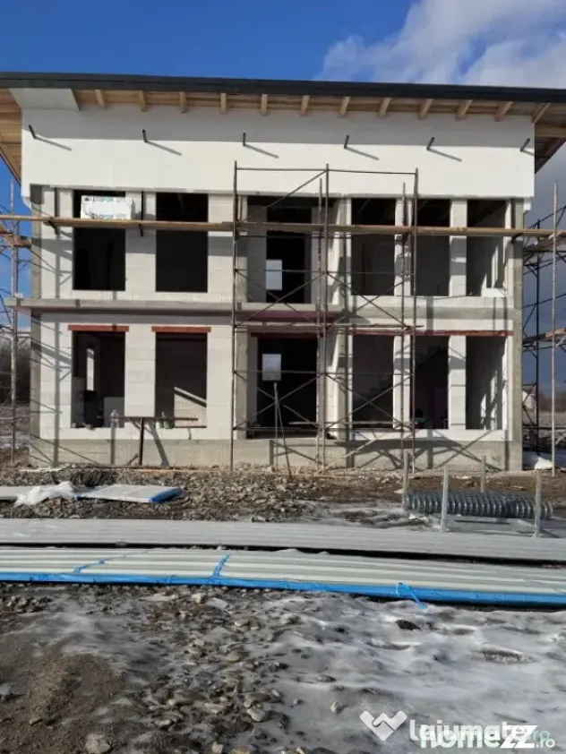 Casa moderna, individuala, teren 600mp - Marginea (Suceava)