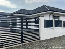Casa de vanzare, cu 4 camere, 120 mp, zona Unirea