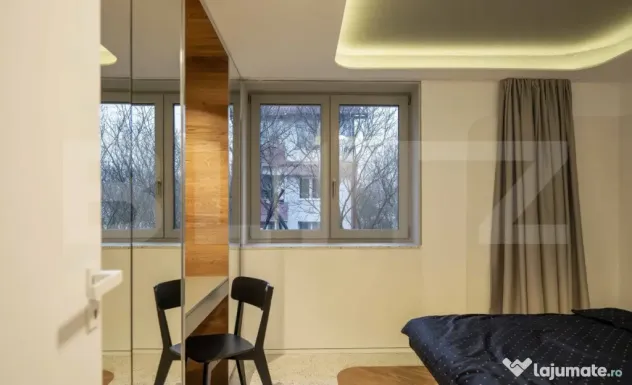 Apartament de vanzare, cu 2 camere, 44,2 mp utili, zona ult