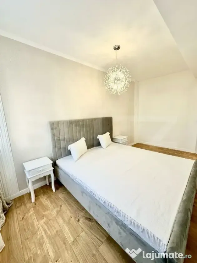 Apartament de lux, 2 camere, dressing, 55 mp, parcare, zona