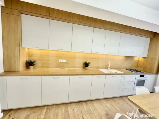 Apartament de lux, 2 camere, dressing, 55 mp, parcare, zona