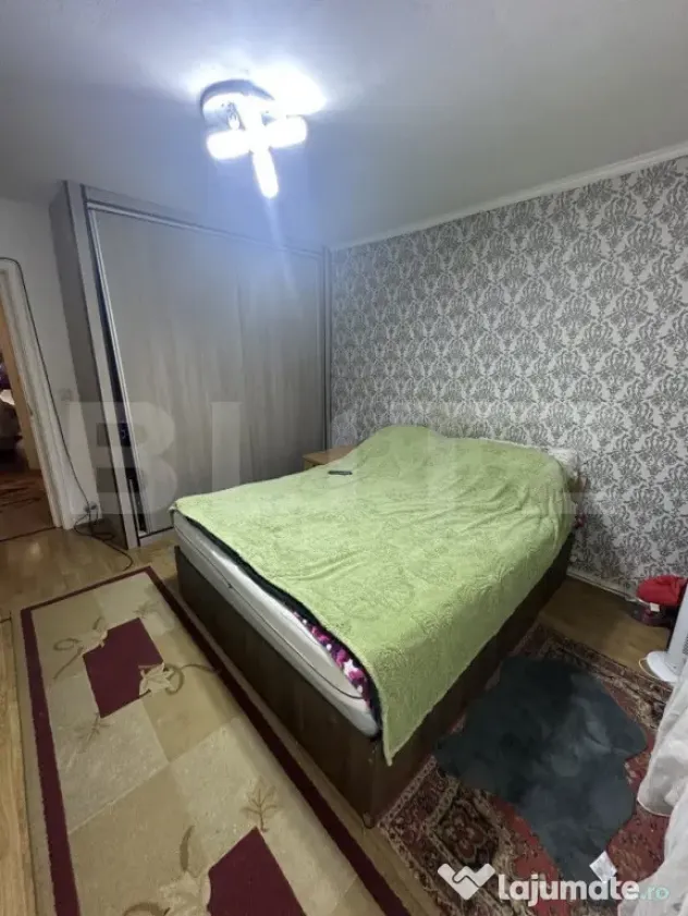 Apartament cu 3 camere, 84 mp, zona Micro 16