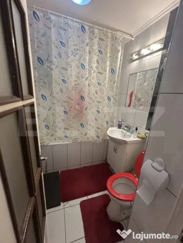 Apartament cu 3 camere, 84 mp, zona Micro 16