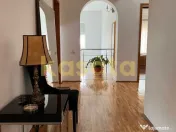 Vila deosebita 11 camere Erou Iancu Nicolae 