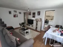 Casa la rosu, 300 mp, 31 ari de teren, Maneuti-Fratautii Vec