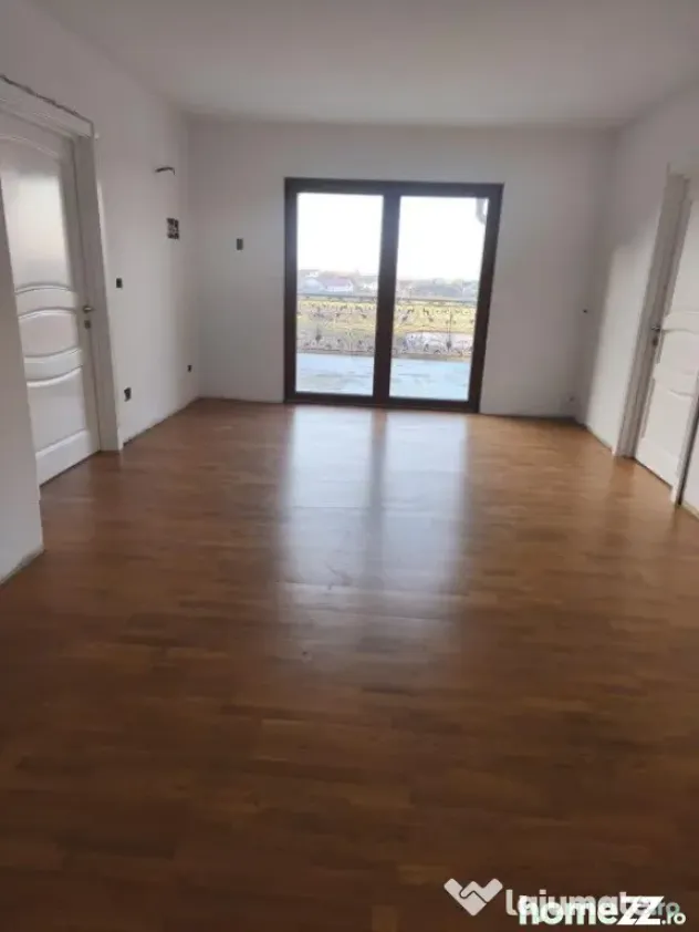 Casa finisata, teren 2500mp, Marginea - Marginea (Suceava)