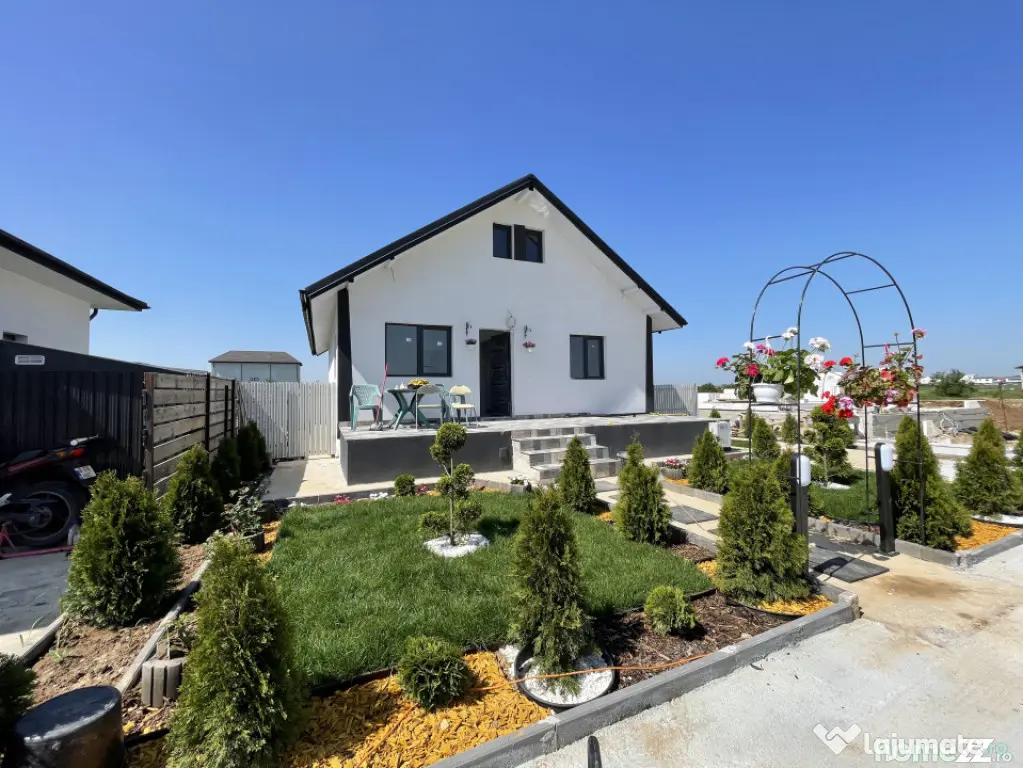 Clinceni, casa pe parter, 80mp, 3 camere, 2 bai, utilități