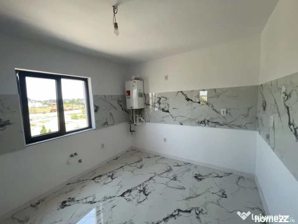 Clinceni, casa pe parter, 80mp, 3 camere, 2 bai, utilități