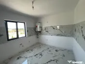 Clinceni, casa pe parter, 80mp, 3 camere, 2 bai, utilități 