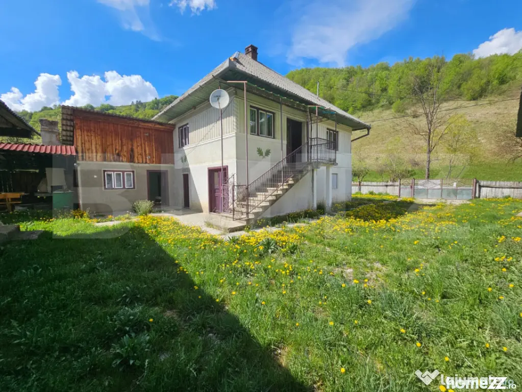 Casa individuala cu 3 camere, 150 mp utili, 2000 mp teren, G
