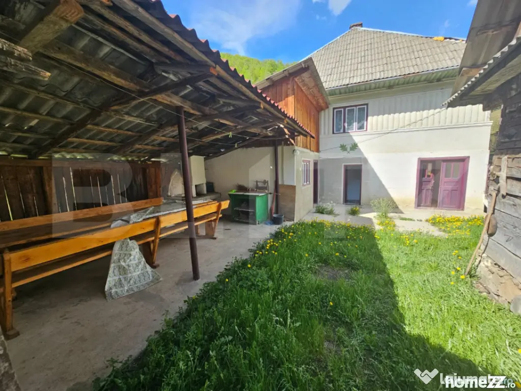 Casa individuala cu 3 camere, 150 mp utili, 2000 mp teren, G