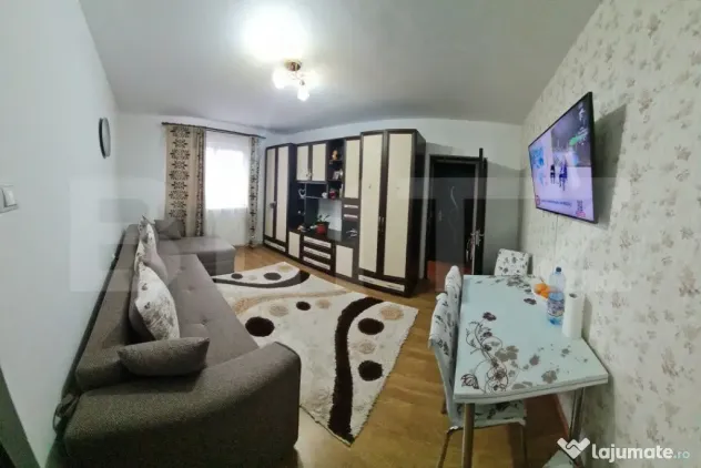 Apartament cu 2 Camere de Vânzare în Zărnești