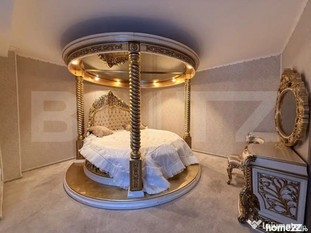 Apartament 3 camere cu 3 băi, bloc nou, terasă, zona Rocad