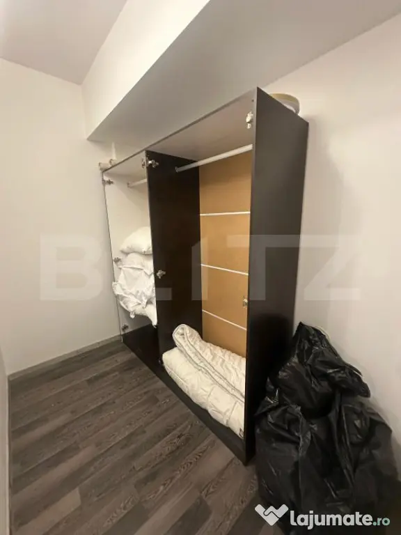 Apartament 3 camere cu 3 băi, bloc nou, terasă, zona Rocad