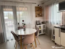 Casa individuala, cu 4 camere, 240 mp, 800 mp teren, zona Bu