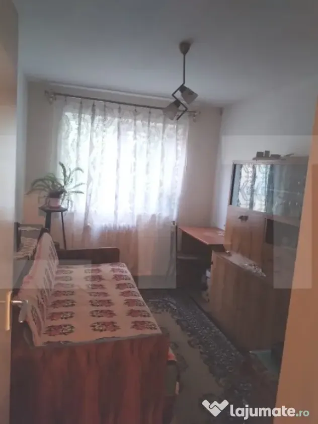 Apartament cu 4 camere, 75mp, zona ultracentrala