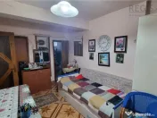 Apartament la casa de 4 camere zona bulevard 15 Noiembrie 