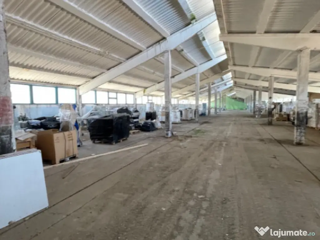 Hală situată în Ovidiu