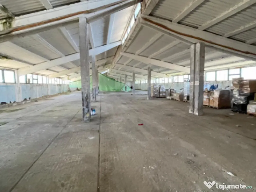 Hală situată în Ovidiu