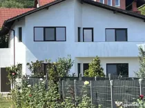 Vila 4 dormitoare Nord cartier de vile