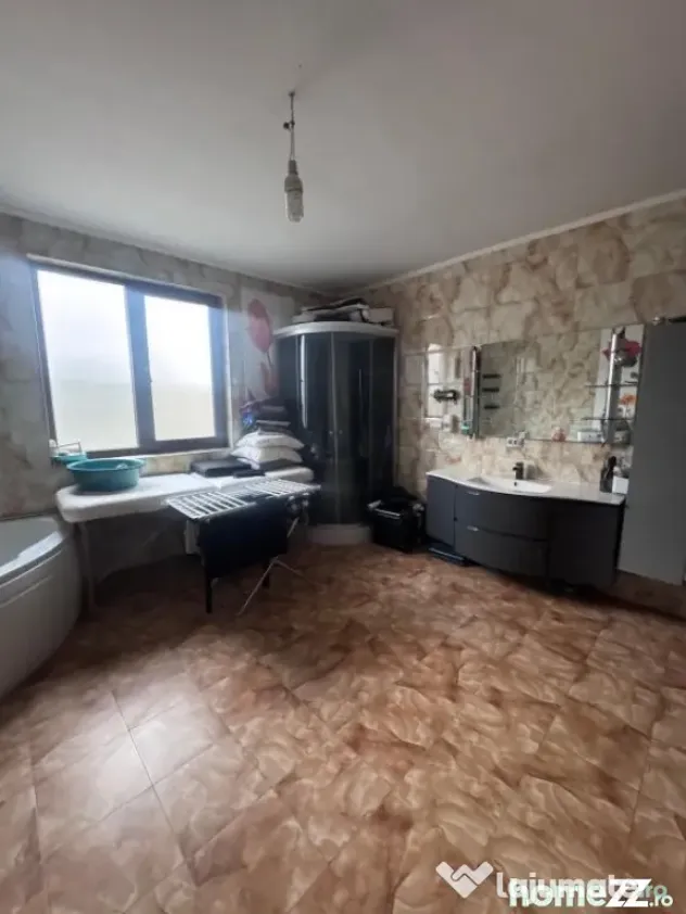 Casa utilata si mobilata, Radauti