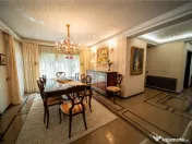 Vila de Lux cu Piscina, Acces direct la Lac si Vedere Panora 