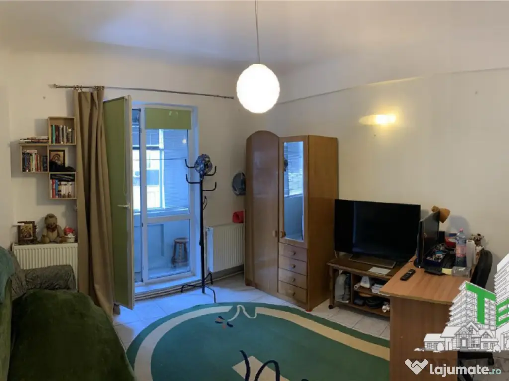 Apartament 4 camere zona Universitate