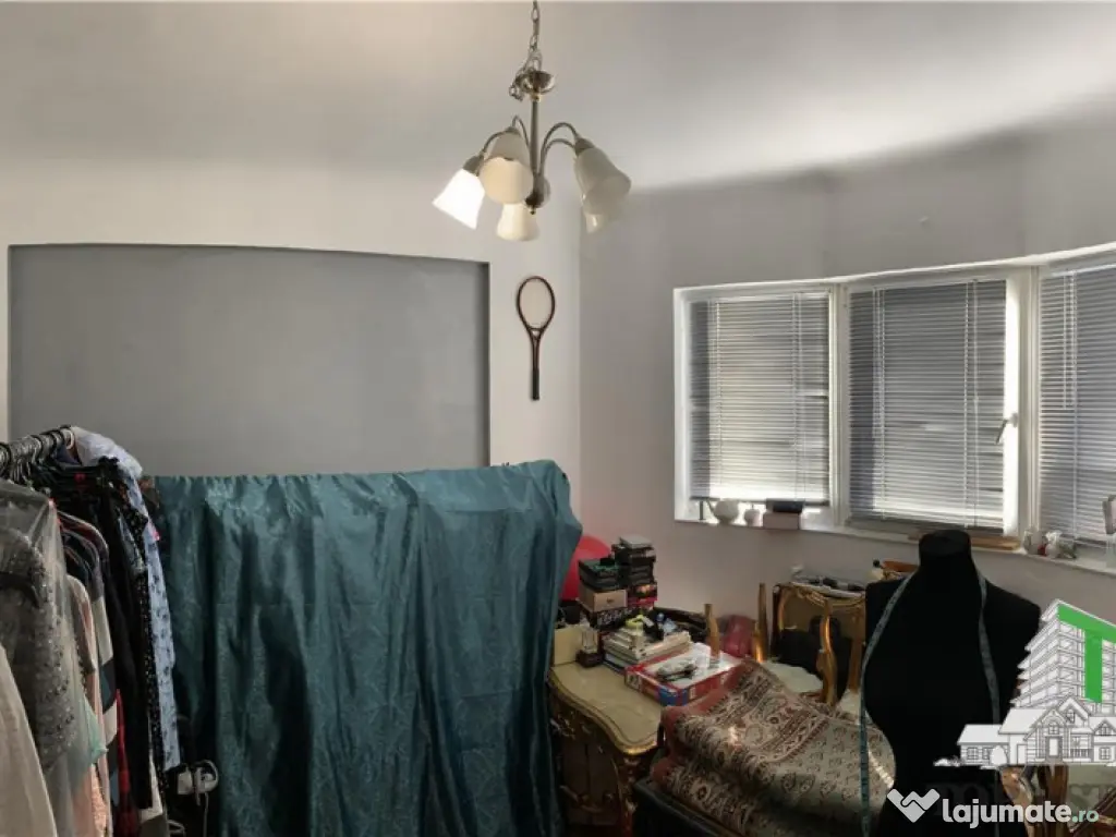 Apartament 4 camere zona Universitate