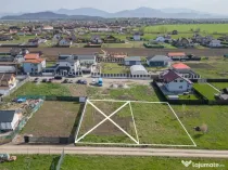 Parcelă pentru Locuință pe strada Uranus, Bod – Tere...