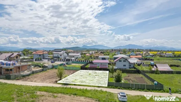 Parcelă pentru Locuință pe strada Uranus, Bod – Tere...