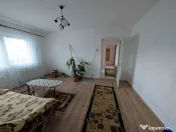 Bucovinei-Lizuca- 3 camere- bloc din 1982 