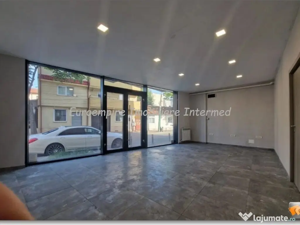 De inchiriat spatiu comercial zona Trocadero