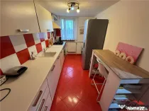 Apartament 2 camere de , etaj 3 / 3 zona Penny Obor