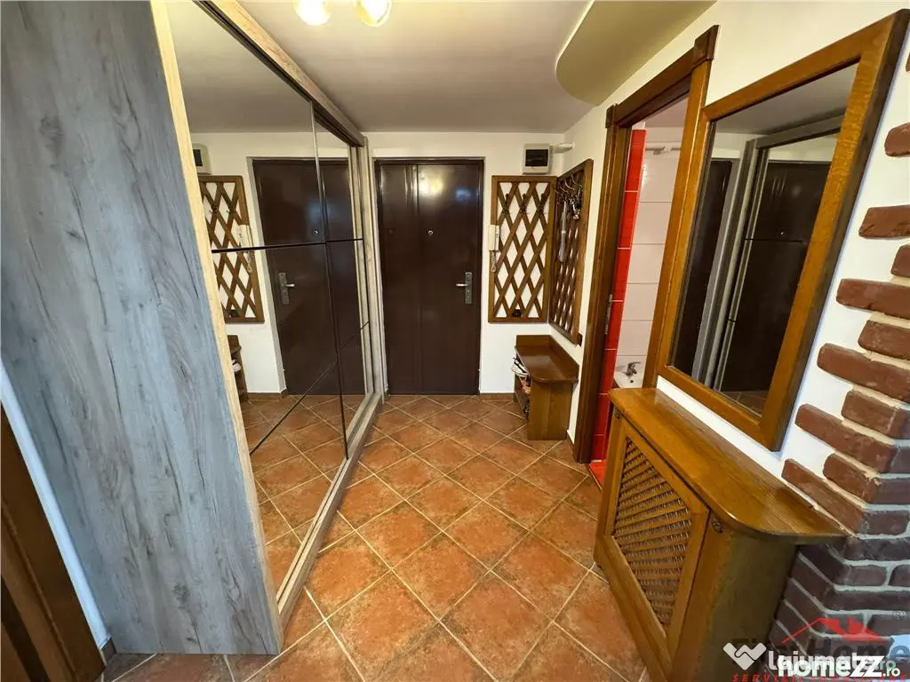 Apartament 2 camere de , etaj 3 / 3 zona Penny Obor