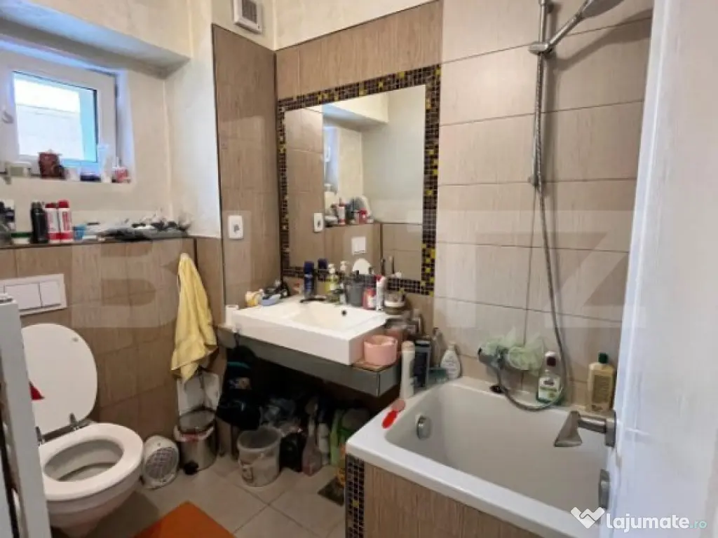 Apartament de vanzare, cu 1 camera, 44 mp, zona Sensul Vechi