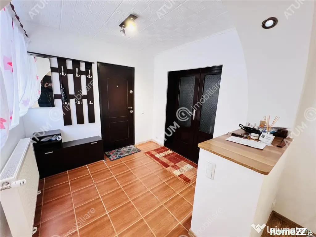 Casa individuala 4 camere si teren de 395 mp zona Trei Steja