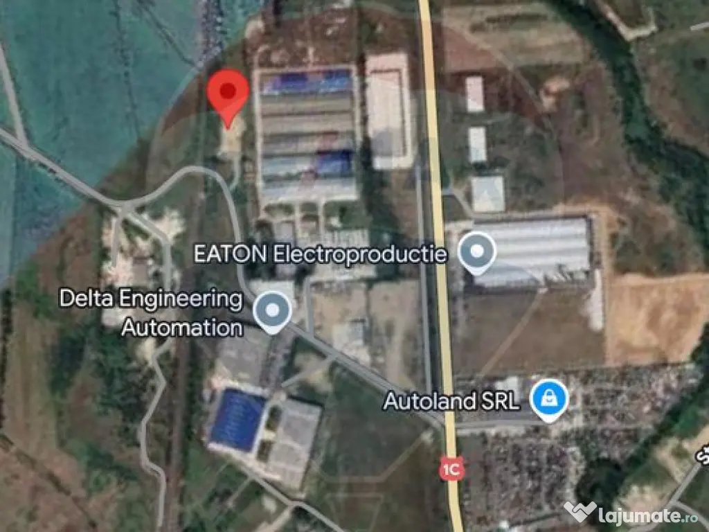 Teren de vanzare-ideal pentru hala sau parcare