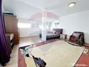 CHIRIE - Casă 4 camere , curte , zona LPS 