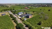 Casă sau Spatiu Dumbraveni langa DN E85 