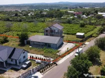 Casă sau Spatiu Dumbraveni langa DN E85