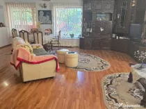 Vand proprietate in Deva. zona Ceangai, compusa din 2 case de locuit,