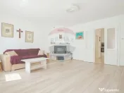 Casă falnică, curte individuală, langă Piața Unirii,... 