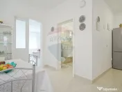 Casă falnică, curte individuală, langă Piața Unirii,... 