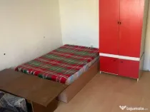 1 camera in zona Lipovei